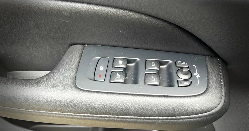 Volvo V60 Cross Country cena 174900 przebieg: 34891, rok produkcji 2022 z Skoczów małe 352